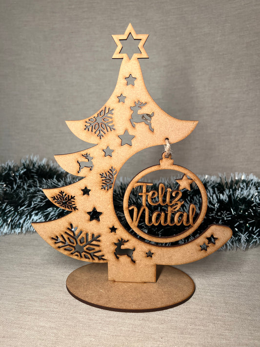 Árvore Decorativa com Flocos de Neve